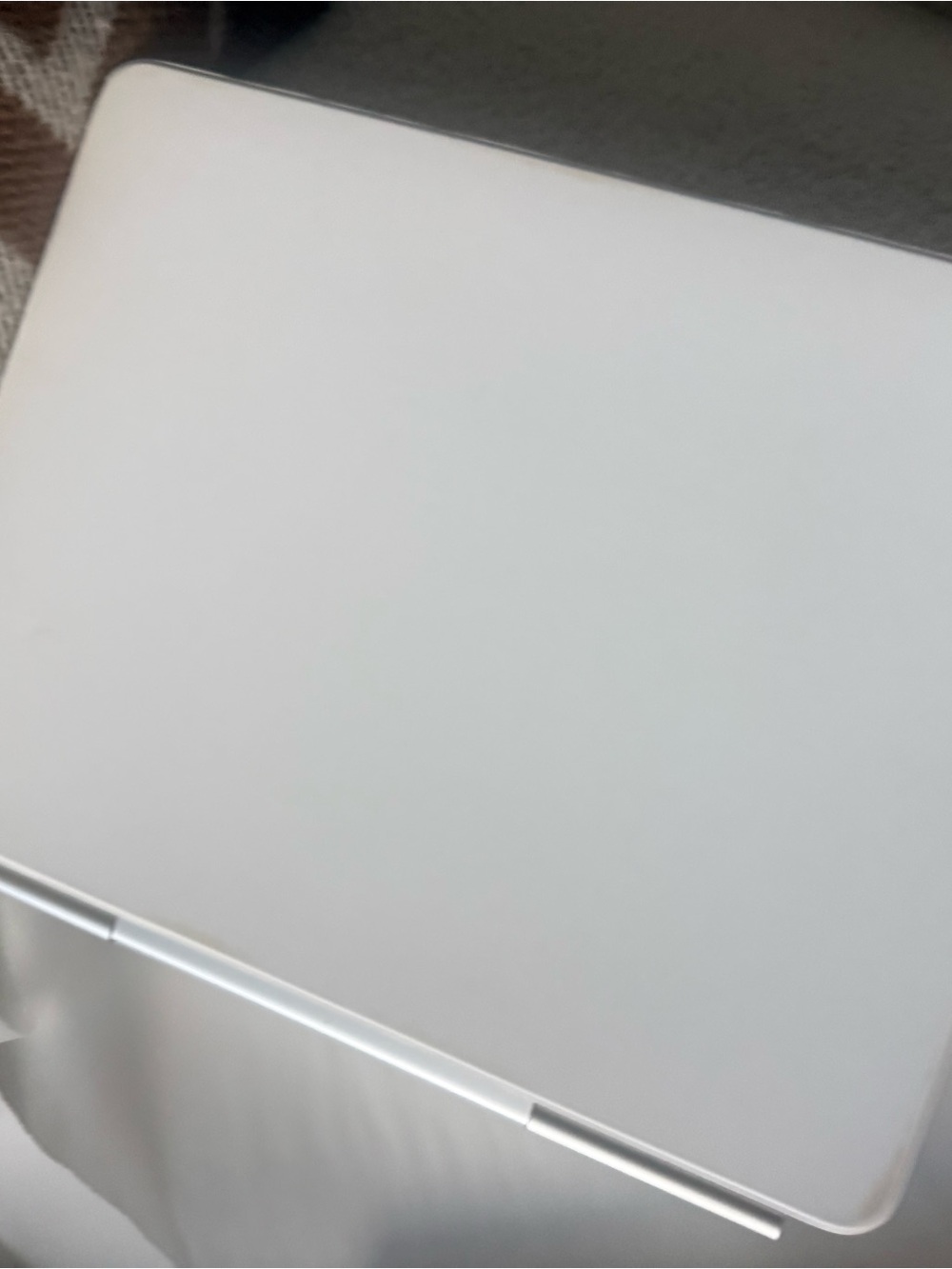 Apple iPad Magic Keyboard in White